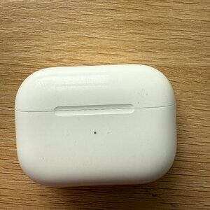 Apple AirPods Pro 2 Charging Case (Lightning) – Case Only